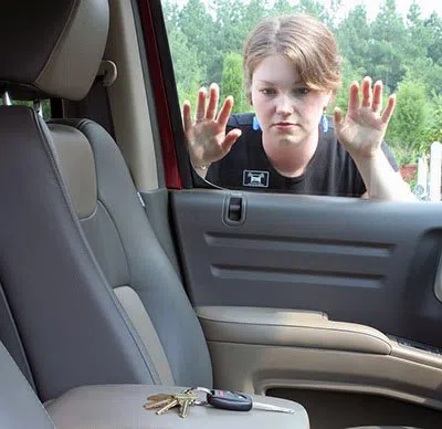 Super Locksmith Services Thornton, IL 708-401-1083 Super Locksmith Services Thornton, IL 708-401-1083 - 29-20